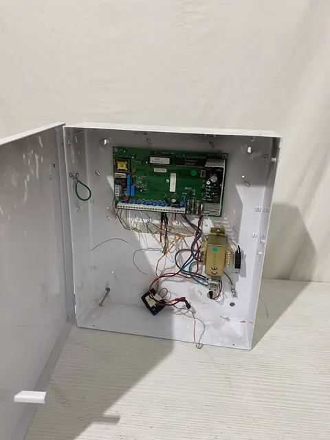 Rokonet Orbit Pro RP-296 Central Alarm with Box 32x37x9 cm (12.6x14.6x3.5)