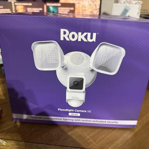Roku Floodlight Security Camera SE Wired Open Box New