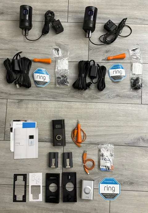 Ring Video Doorbell 2, with two Ring Stick Up HD Security Cams, two batteries