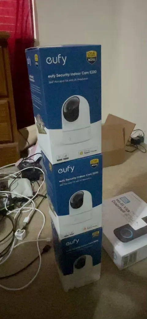 eufyCam 3, 3-Outdoor Wireless 4K Solar Powered Security Cameras with HomeBase 3