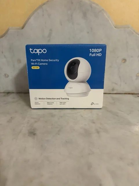 TP-Link Tapo C200 Pan/Tilt Home Security Wi-Fi Camera 1080p HD White New