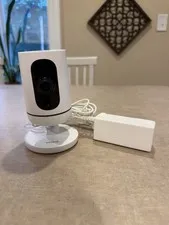 Vivint Indoor Ping Camera Model ADS-26FSG-12  W/Power Adapter Untested