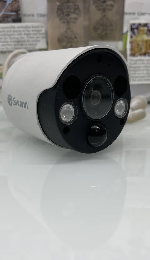 Swann NHD-887MSFB Wired PIR 4K Ultra HD Bullet Security Camera & Spotlight (J2)