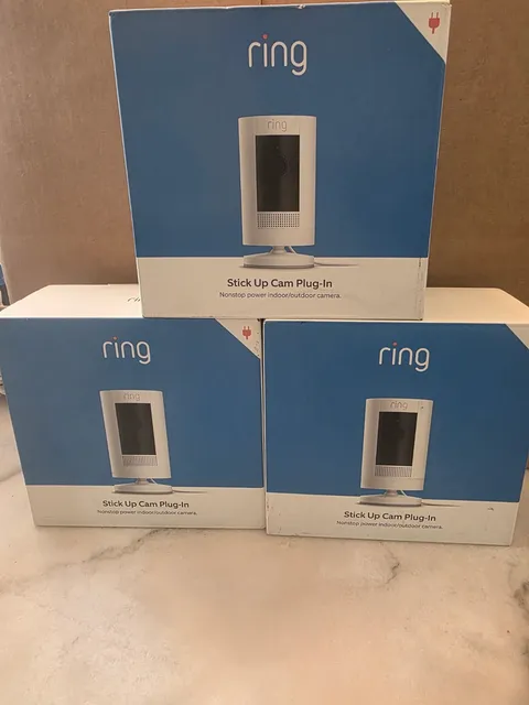 ☆☆ Ships today ☆☆ 3 RING Stick Up Cam Plug-In, 1080p HD, Indoor / Outdoor - New 