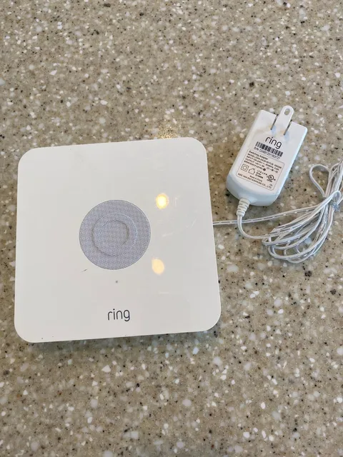 Ring Alarm Base Station Model 4H1S70EN0 5V Input w/ Charger Tested Working