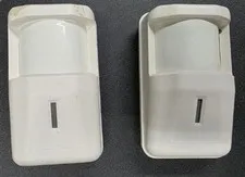 LOT OF2 HONEYWELL 5890PI WIRELESS MOTION SENSOR DETECTOR QOLSYS GC2 2GIG-PIR1 U