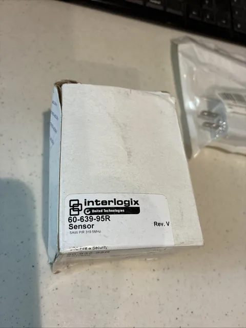 Interlogix 60-639-95R Sensor NX-480 NSAW PIR 319 5MHz