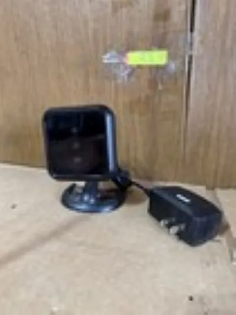 ADT Pulse Wireless Day Night Indoor Network Camera RC8025B-ADT W/ Power adapter