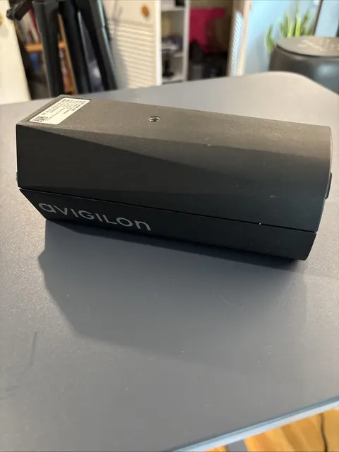 Avigilon 2.0C-H5A-B1 2MP POE Bullet Camera ONVIF with analytics