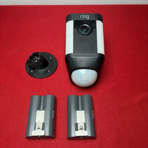 Ring - Spotlight Cam Plus 1080p Battery Camera - Black WITH MOUNT & BATTERIES