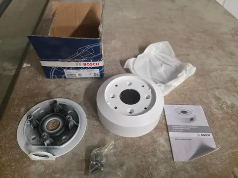 BOSCH Pendant Wall-Ceiling mount SMB Camera mount P/N NDA-U-PSMB Used
