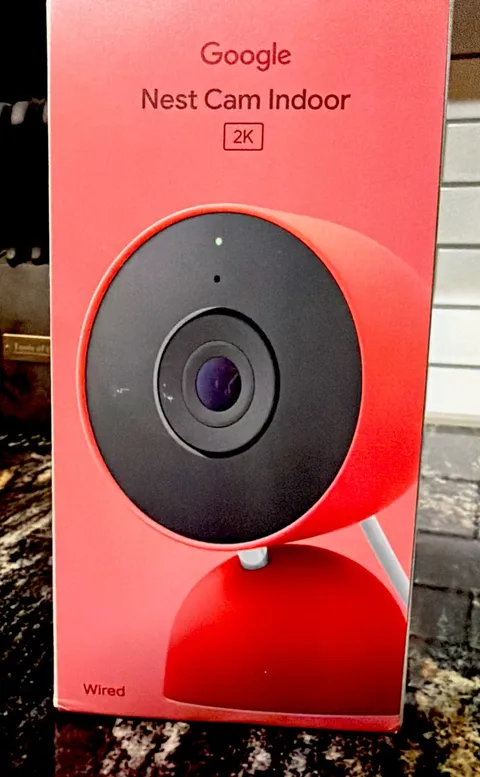 Google Nest Cam Indoor 2K Wired IP Security Camera HDR Wi-Fi Indoor Berry