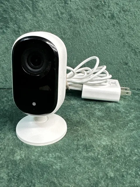 Arlo VMC2060 Essential Indoor Camera HD (2nd Gen)