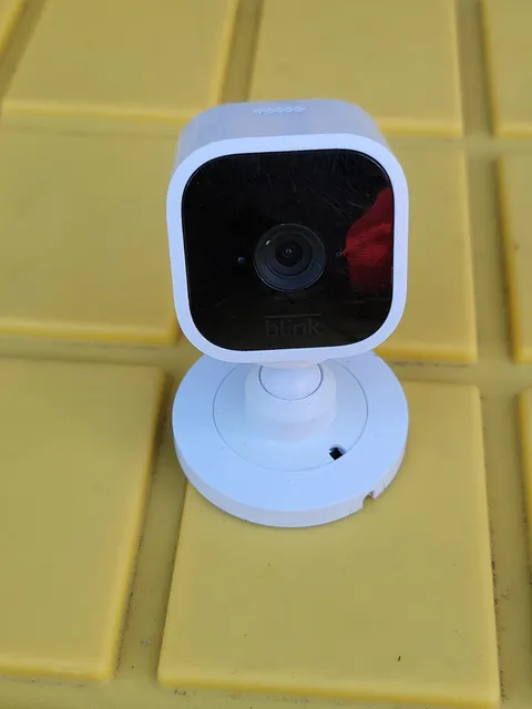 Blink Indoor Wireless 1080p Security Camera Wi-Fi Amazon Alexa White