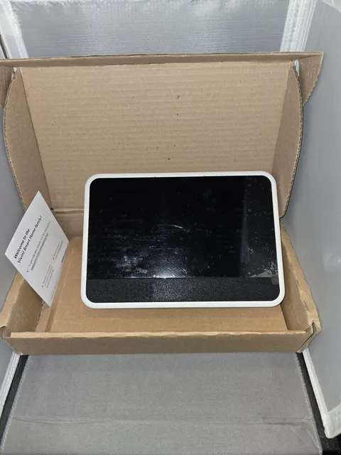 Vivint | VS-SH2000-C00| Smart Home | Sky Control Panel Smart Hub 