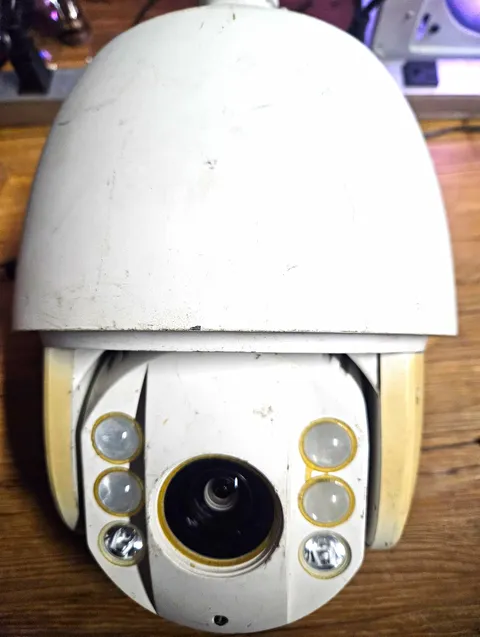 Switch PTZ CCTV Wired Color Night Vision Pan-Tilt Indoor/Outdoor Camera White