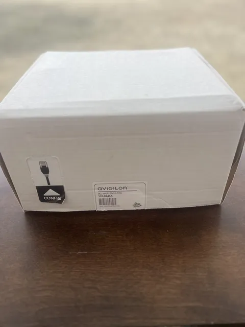 AVIGILON Camera | 9C-H4A-3MH-180 | Indoor/Outdoor Dome New Open Box