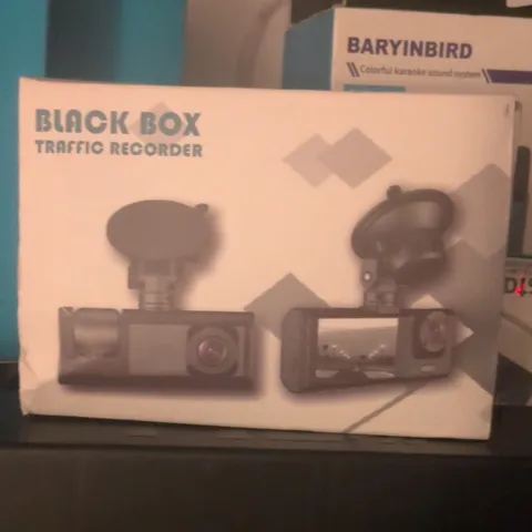 Black Box Traffic Recorder Dash Cam HD 1080p with 32GB Memory Card