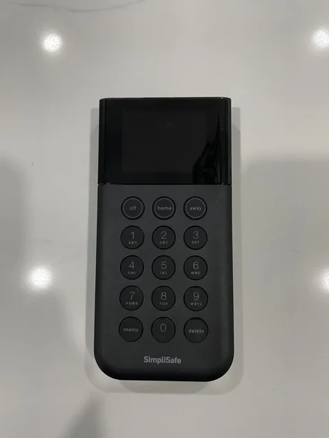 SimpliSafe SSKP3 Keypad BLACK Touch-to-Wake Wireless Home Security GEN 3 - Used