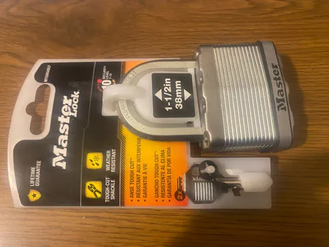 Master Lock Heavy Duty Outdoor Padlock  (M15XKADLF) Tough Cut Shackle