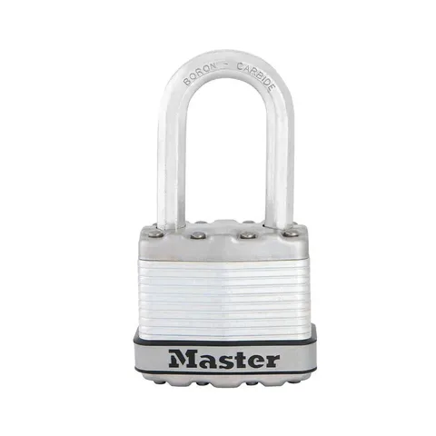Master Lock Heavy Duty Outdoor Padlock with Key, 1-3/4 in. Wide, 1-1/2 in. Shack