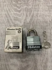 MASTER LOCK 105KA.  Laminated Steel Warded Padlock (KEY:041)