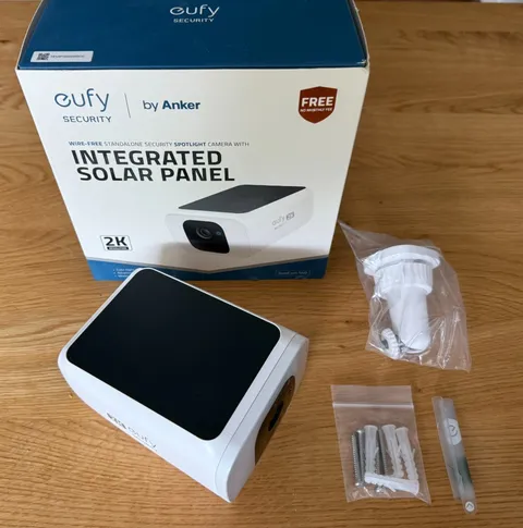 Eufy SoloCam S40 Solar-Powered Wireless Outdoor Security Camera - White...
