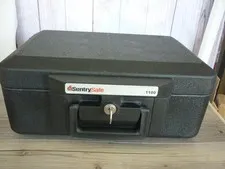 VINTAGE SENTRY SAFE 1100 FIRE WITH KEY BLACK PORTABLE