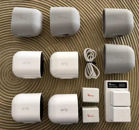 Arlo Pro 3 VMC4040P Add-On Wireless Cameras with Batteries  & Charger Lot 4