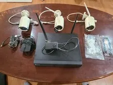 anni: 4 Channel Wireless Network Video Recorder 