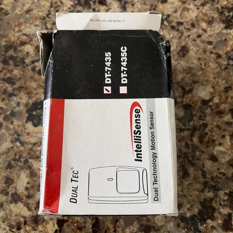 Honeywell DT-7435 Dual Tec Motion Sensor New inbox