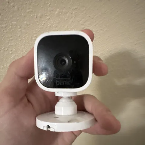 Blink Mini 1080p Wi‑Fi IP Security Camera Indoor White Mic Alexa USB