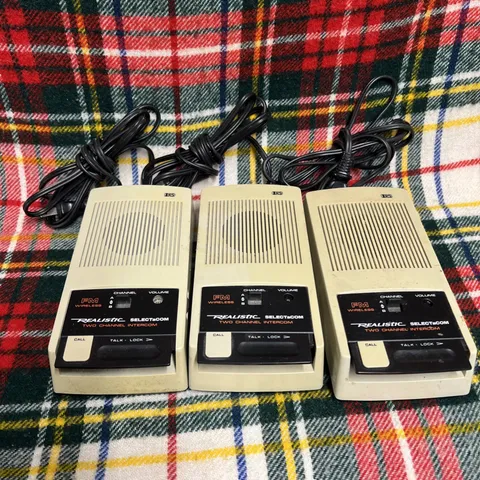 3 RadioShack Realistic SelectaCom 2-Channel Wireless Intercom 43-217 Vintage