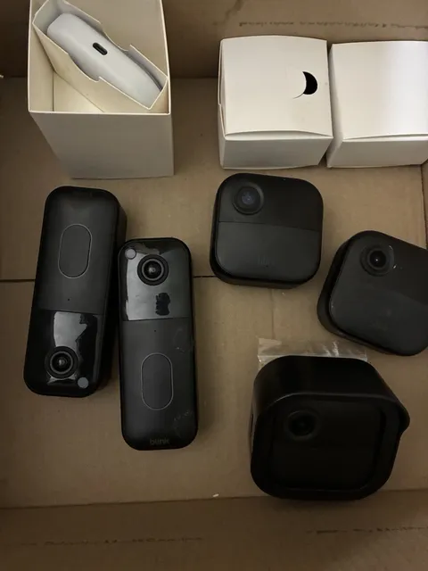 Blink 5x Wireless IP Security Cameras 1080p Night Vision w/ Sync Module