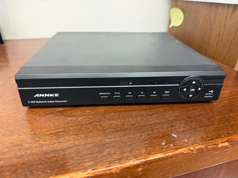 Annke H264 NP41F1T Network Video Recorder with 4 cameras