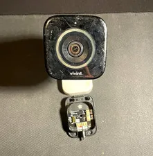 Vivint Outdoor Camera Pro V2 VS-ODC300-WHT Security Camera Tested Working