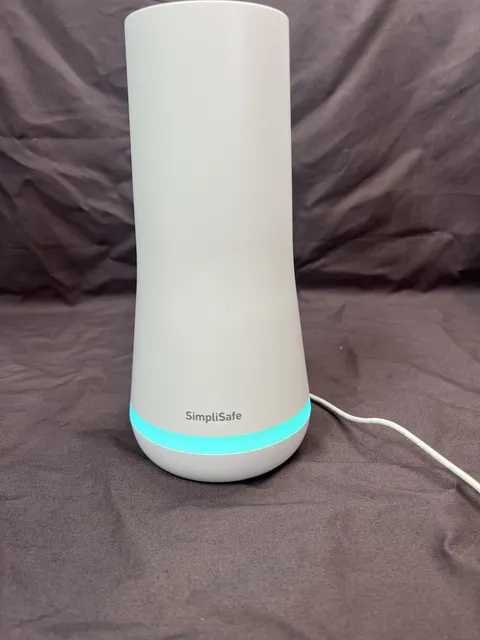 Simplisafe SSBS3 Home Security Base Station With Power Cord Works Used