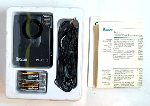 Quorum PAAL II Personal Attack Alarm Door Security Siren + Flashing Light - NOS