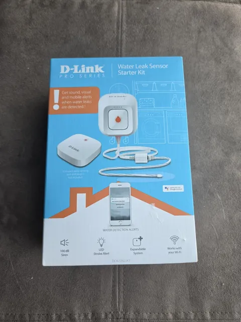 D LINK  WiFi Water Leak Sensor Starter Kit DCH-S1621KT COMPLETE