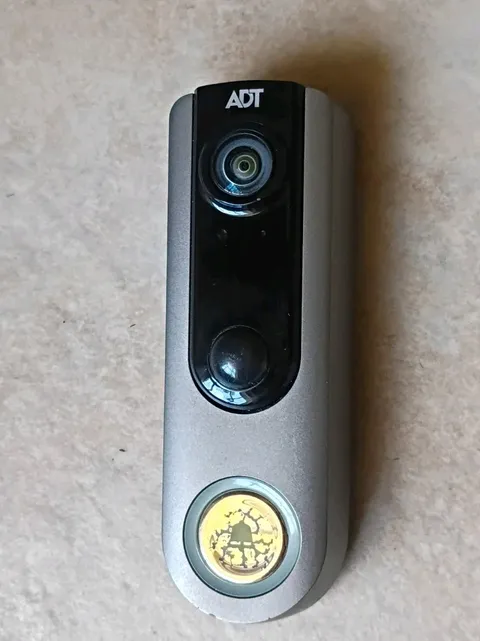 ADT Pulse Wireless HD Doorbell Camera DBC835-V2 Wi-Fi Video Doorbell - No Mount