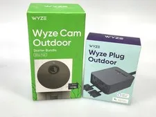 Wyze WVOD1B1MSD32 Wireless Outdoor Security Camera Starter Bundle + Plug Outdoor