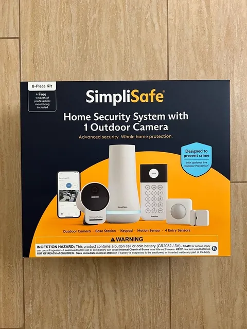 SimpliSafe 8-Piece Home Security System with 1 Outdoor Camera