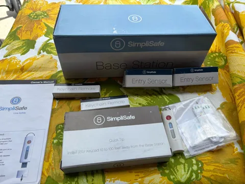 SimpliSafe Home Security System - 1st Generation - 8 Piece Bundle