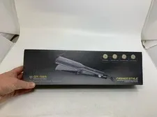 NIB BCWAY HAIR STRAIGHTENER.