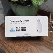Smart Security Camera 1080p Wi-Fi Bulb Camera Auto Tracking White Alexa/Google