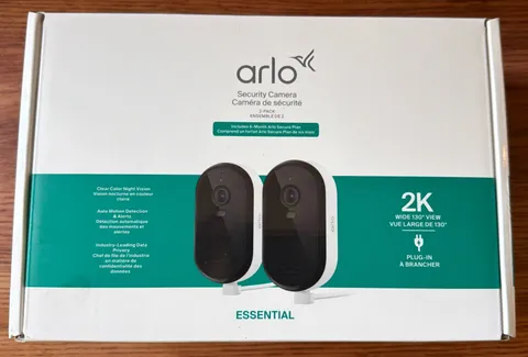 Arlo Essential 2K Security Camera System (2-Pack) VMC3281 + 6 Month Plan