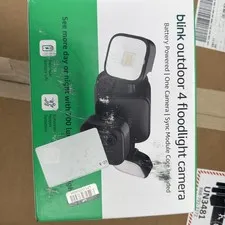 Blink Outdoor 4 Floodlight Camera Wireless Smart Security Camera 700 Lumens