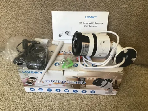 LONNKY 1080P Cloud Bullet IP Camera Model LC-1319-DN4-C White Open Box