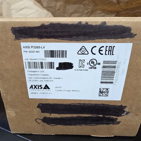 New AXIS P3265-LV Dome Security Camera 02327-001