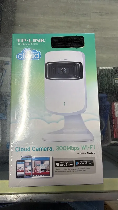 TP-LINK Cloud Camera 300Mbps-NC200  WiFi -  STILL IN PACKAGING